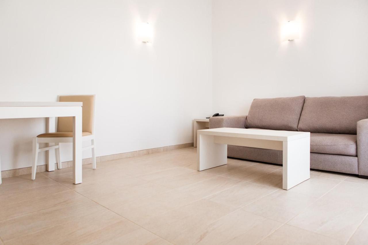 Sagitario Menorca Mar Adults Only Aparthotel Cala en Bosch Εξωτερικό φωτογραφία