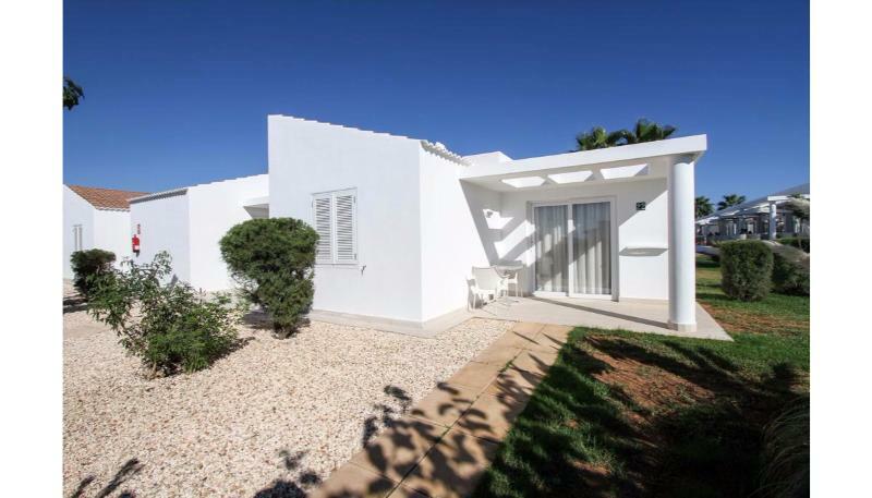 Sagitario Menorca Mar Adults Only Aparthotel Cala en Bosch Εξωτερικό φωτογραφία