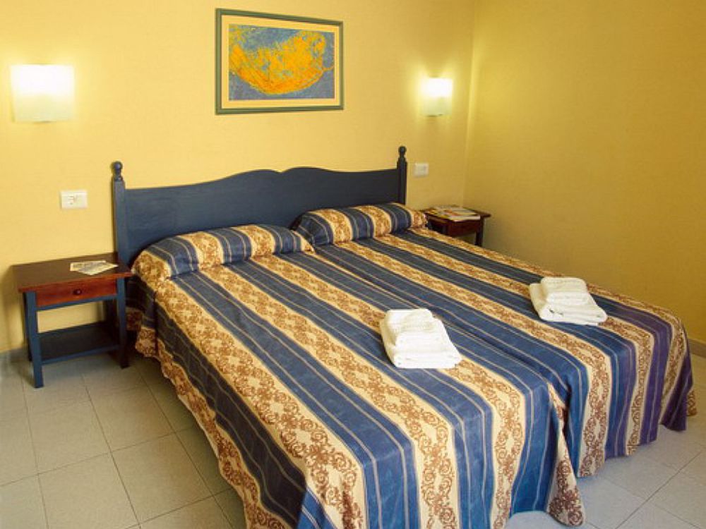 Sagitario Menorca Mar Adults Only Aparthotel Cala en Bosch Εξωτερικό φωτογραφία